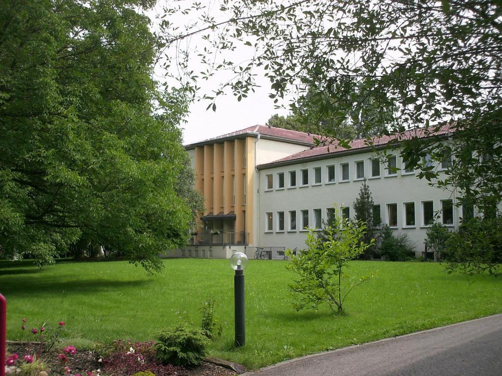 Tagungshaus Regina Pacis Leutkirch im Allgäu Exterior foto